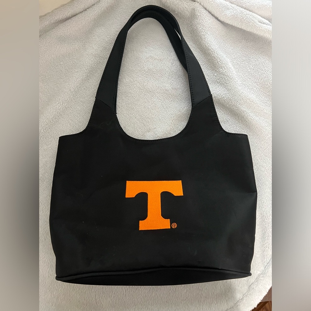 TENNESSEE women’s purse